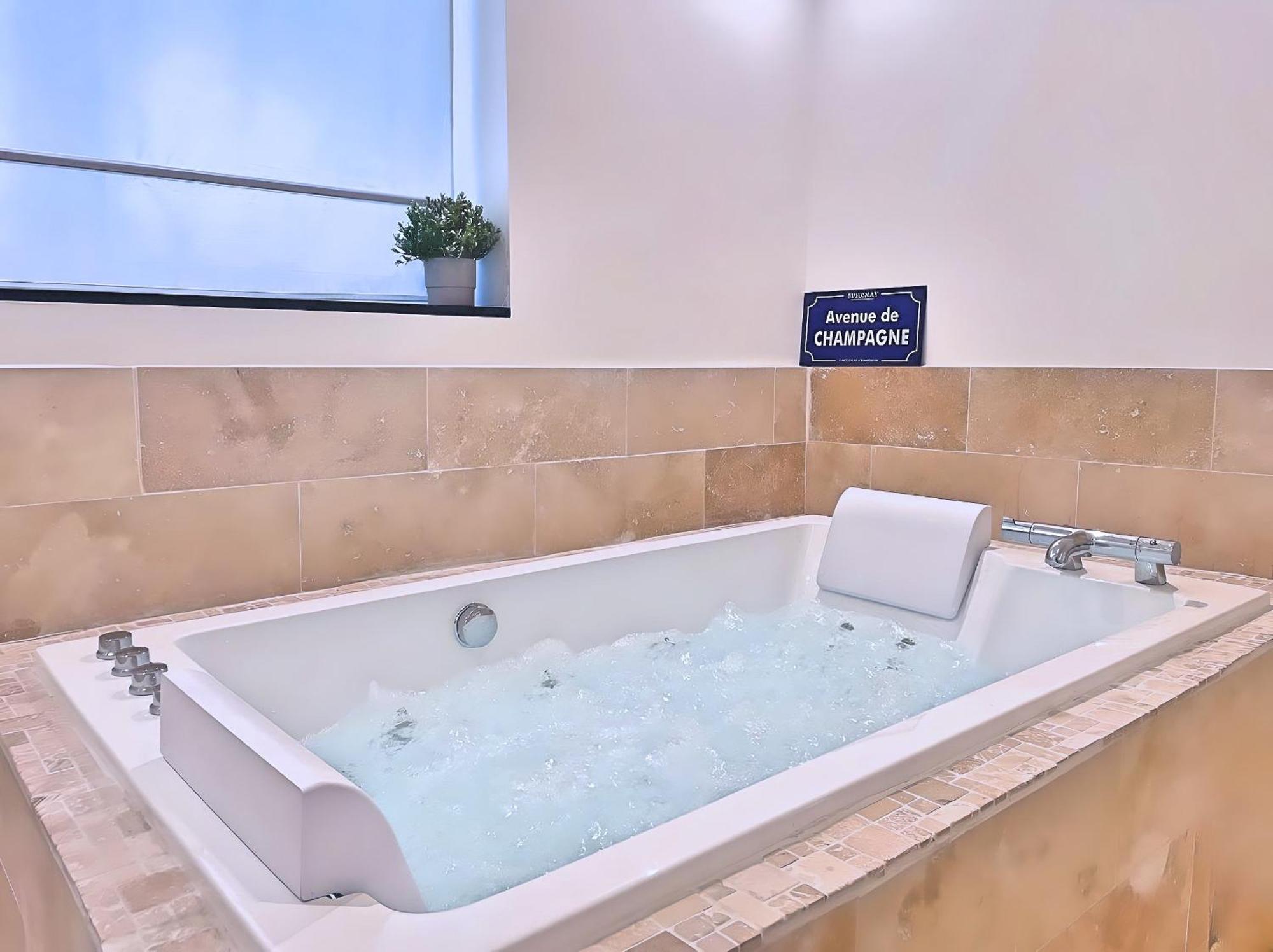 Les Fauvettes - Centre Ville Epernay Ngoại thất bức ảnh